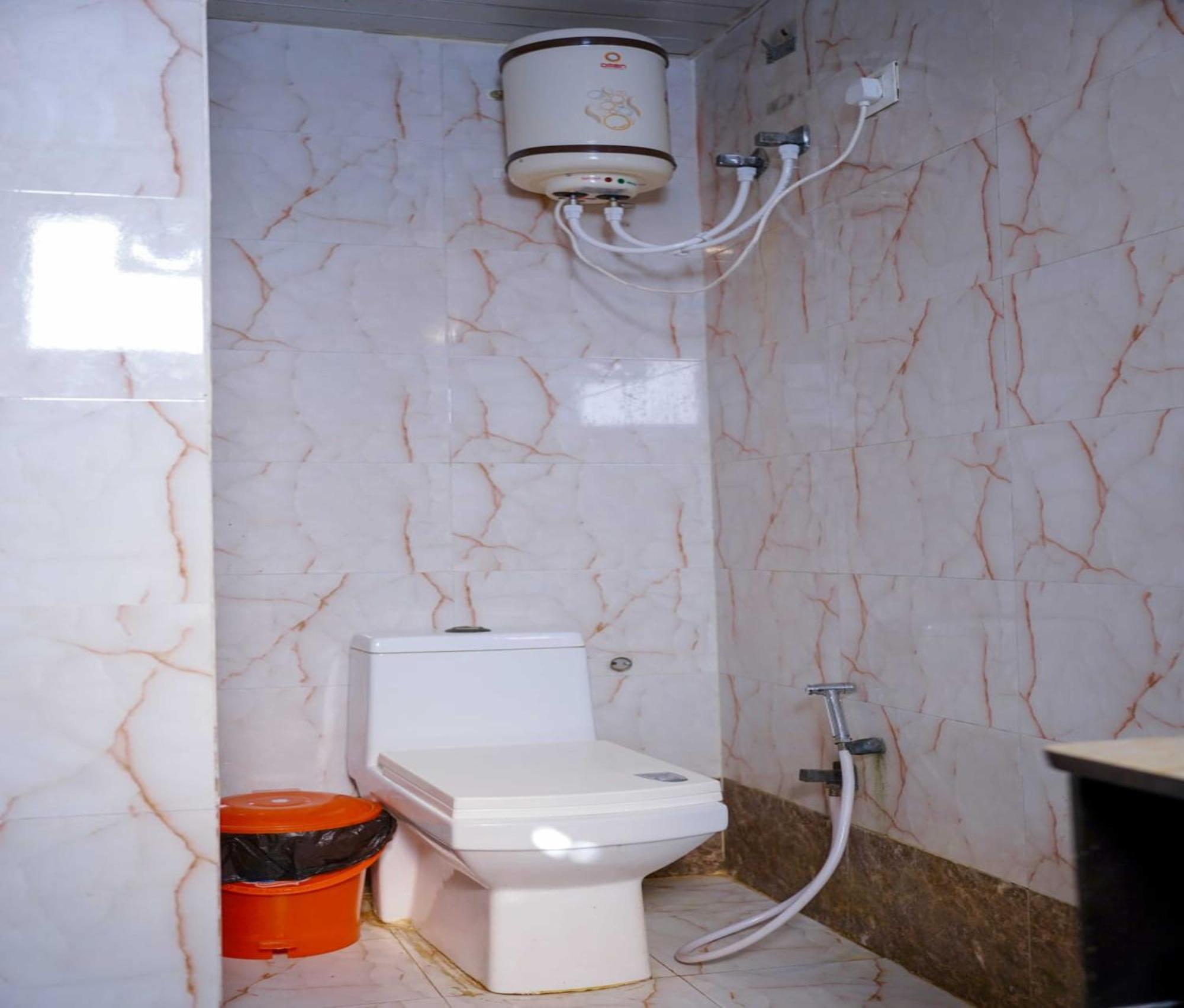 Vrindavan Dreams Hotel And Suites Eksteriør billede